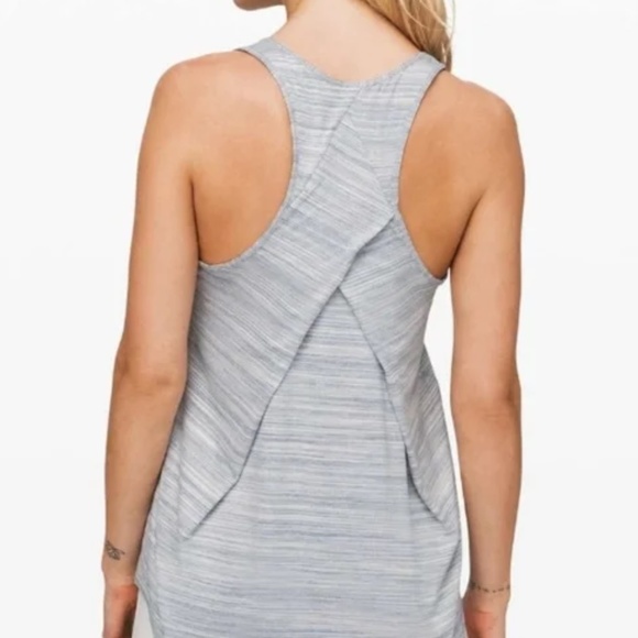 Lululemon Essential Tank Pleated *Seriously Light Luon Space Dye Camo Concrete - Picture 2 of 6